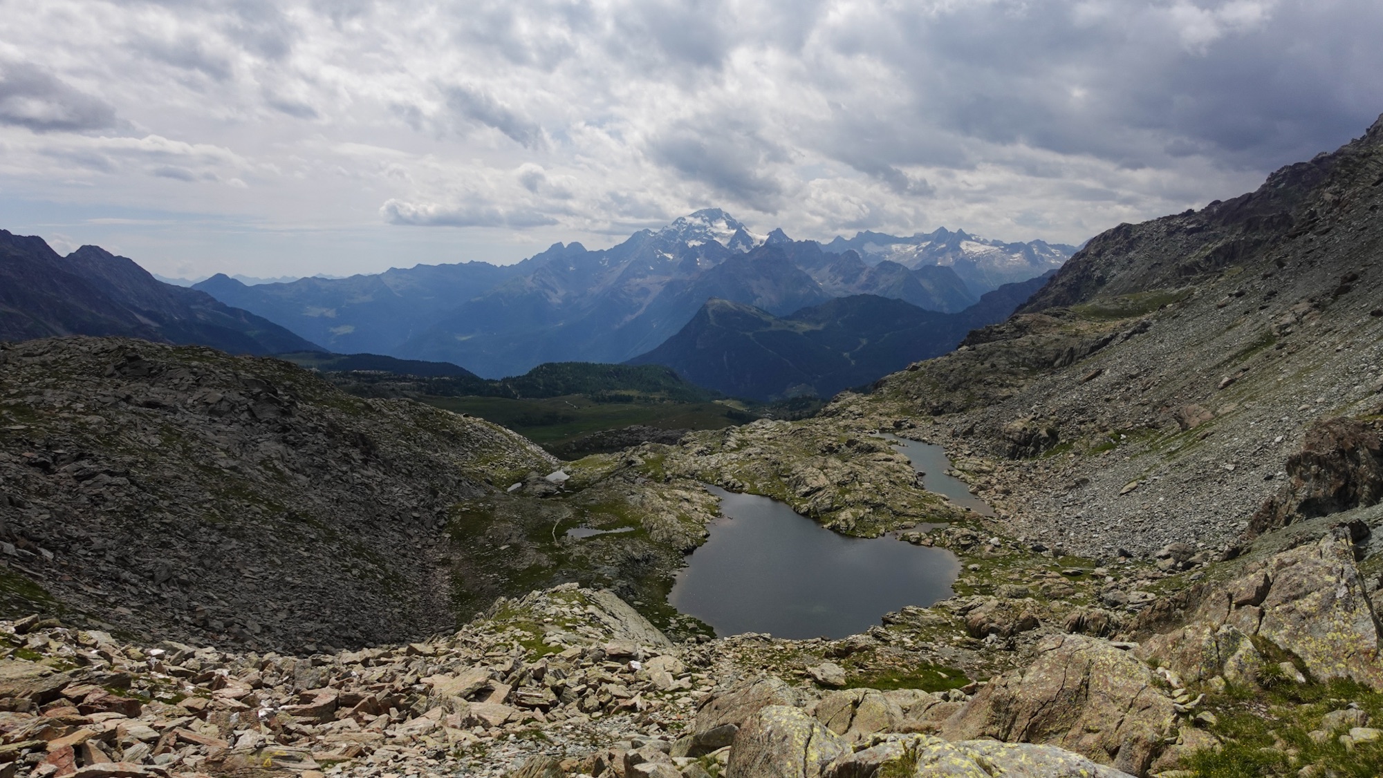 kleine Bergseen und Monte Disgrazia