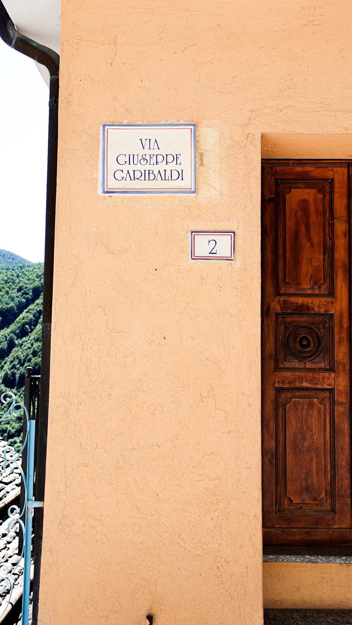 Straßenschild Via Giuseppe Garibaldi