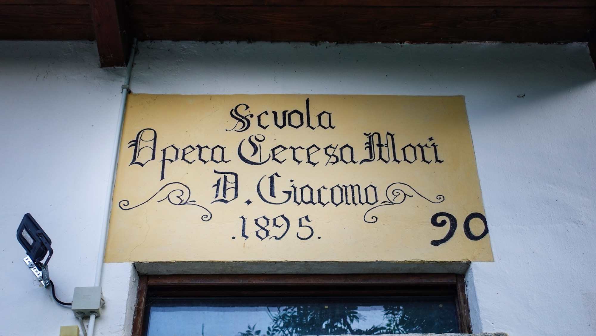 Alte Schule in Talosio