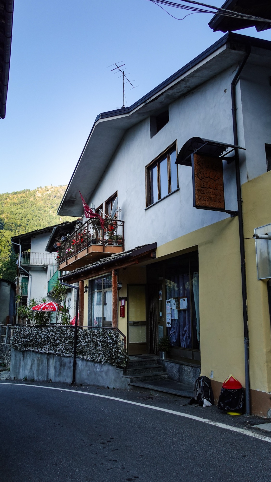 Trattoria "The Wolf" in Talosio