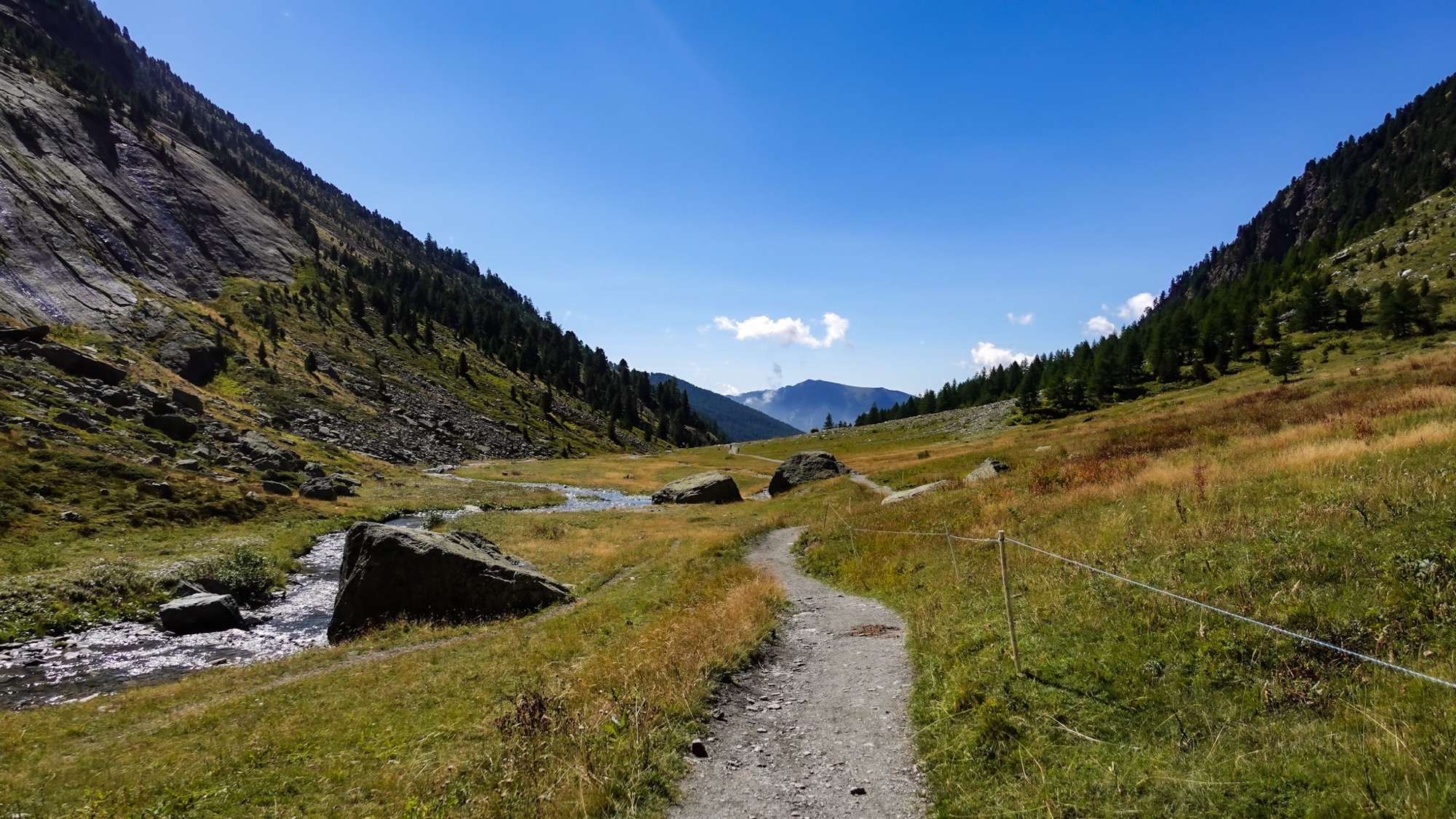 Abstieg nach Castello